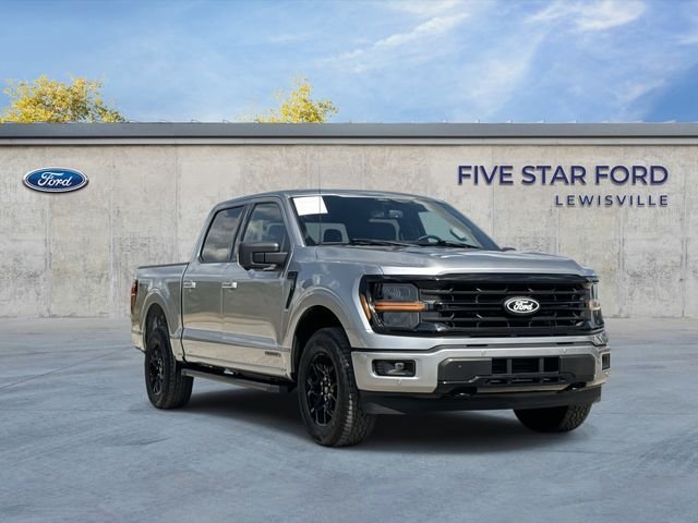 Used 2024 Silver Ford XLT image 1