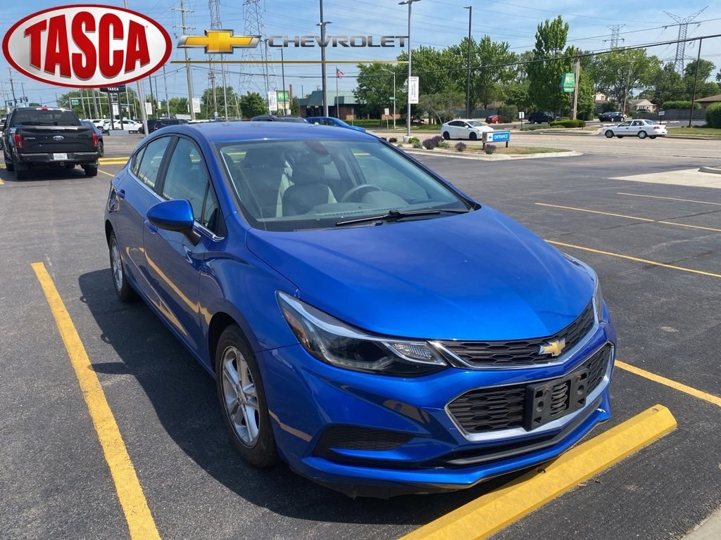 2017 Chevrolet Cruze LT Hatchback Auto's photo