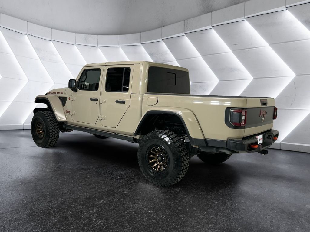 Used 2020 Beige Jeep Mojave image 6
