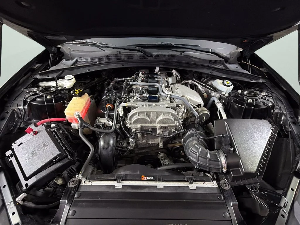 Used 2020 BLACK Chevrolet 1LS image 32