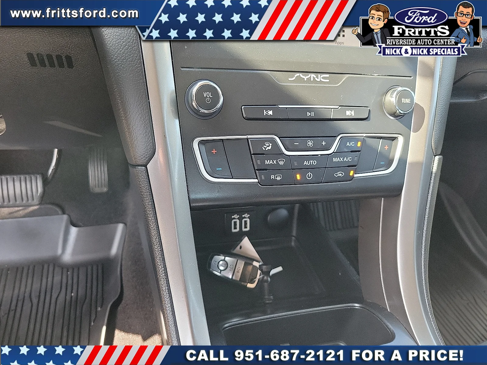 Certified Used 2019 Oxford White Ford SE image 9