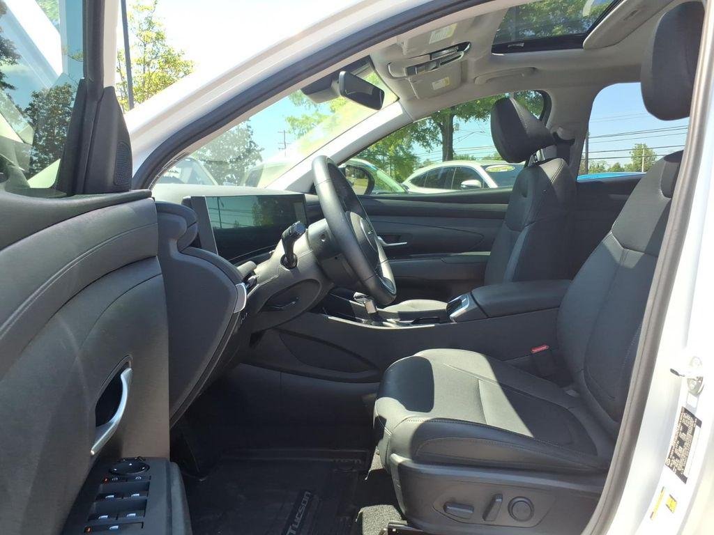 2025 Hyundai Tucson SEL Convenience - Photo 16