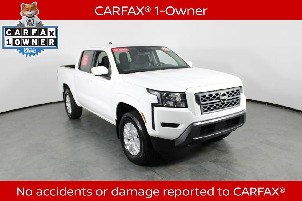 Used 2023 White Nissan SV image 4