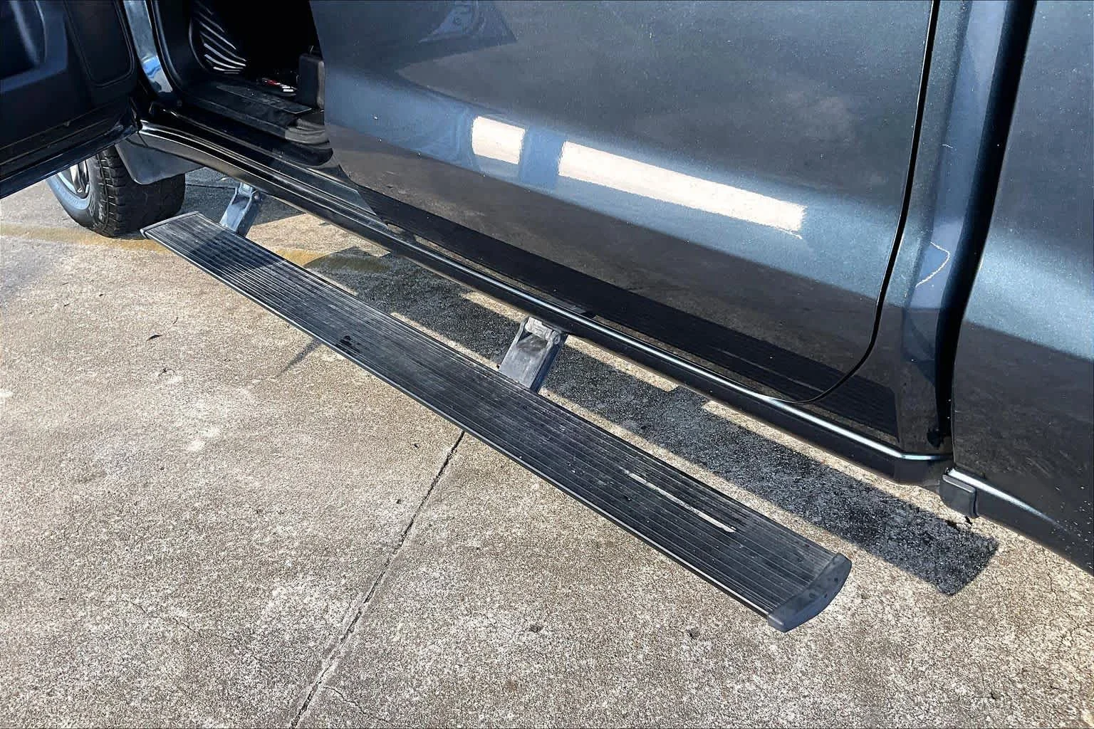 Used 2020 Shadow Gray Metallic Chevrolet LT Trail Boss image 34
