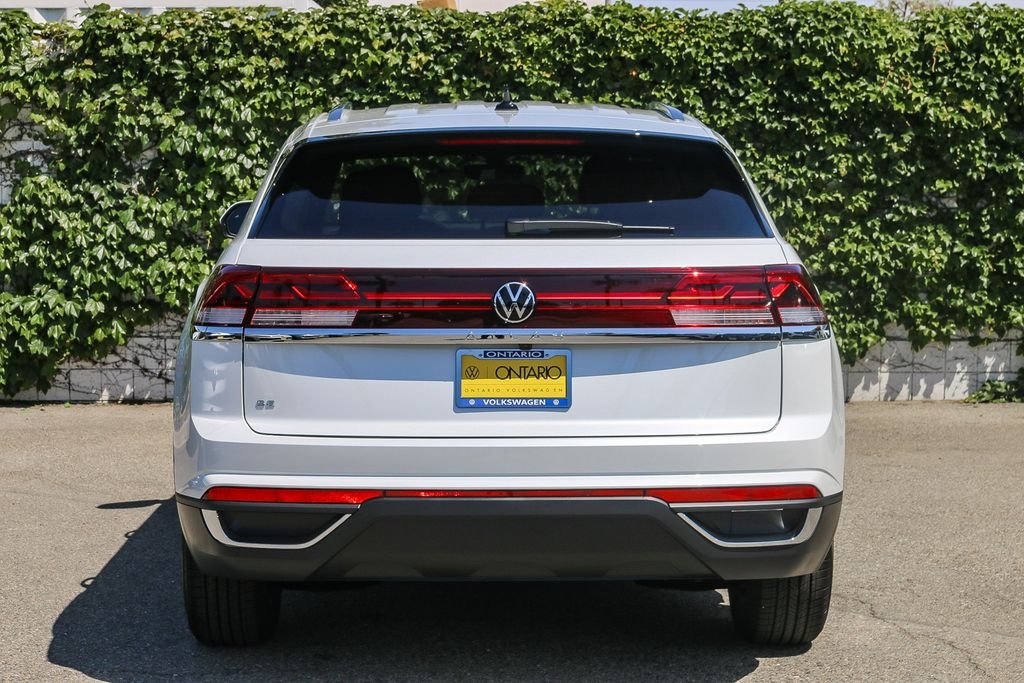 New 2026 White Volkswagen 2.0T SE image 6