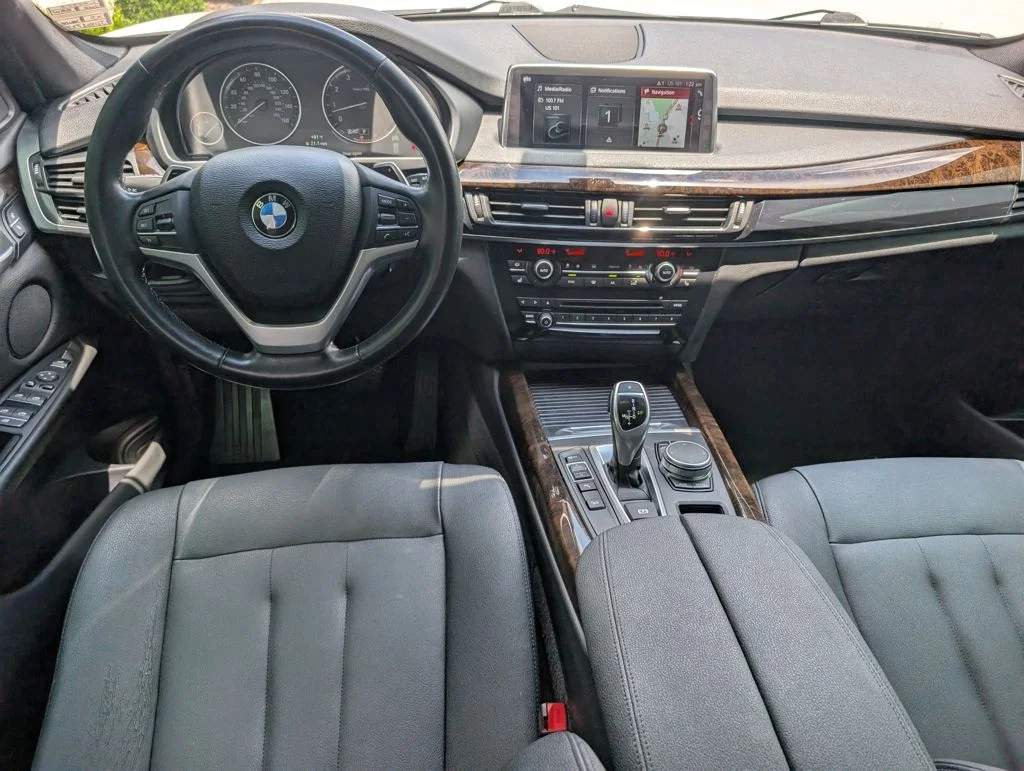 Used 2018 White BMW xDrive35i image 11