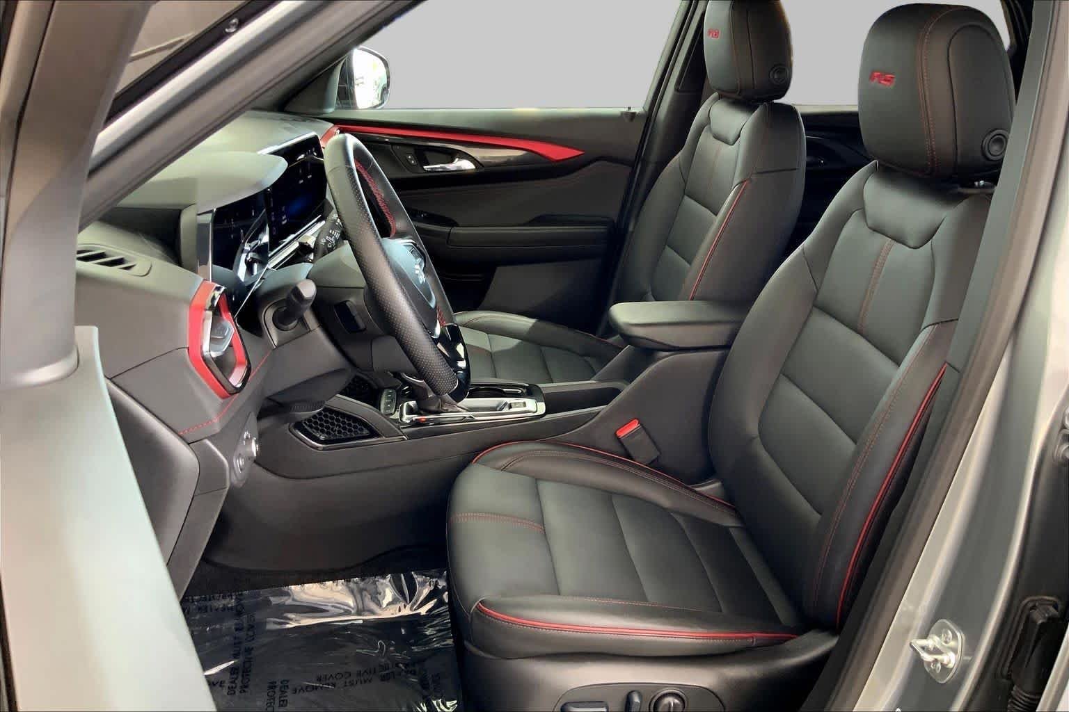 Used 2025 Sterling Gray Metallic Chevrolet RS image 8