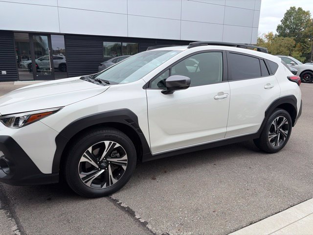 Used 2024 Crystal White Pearl Subaru Premium image 6