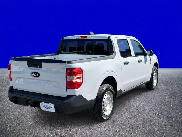 Certified Used 2025 Oxford White Ford XL image 3