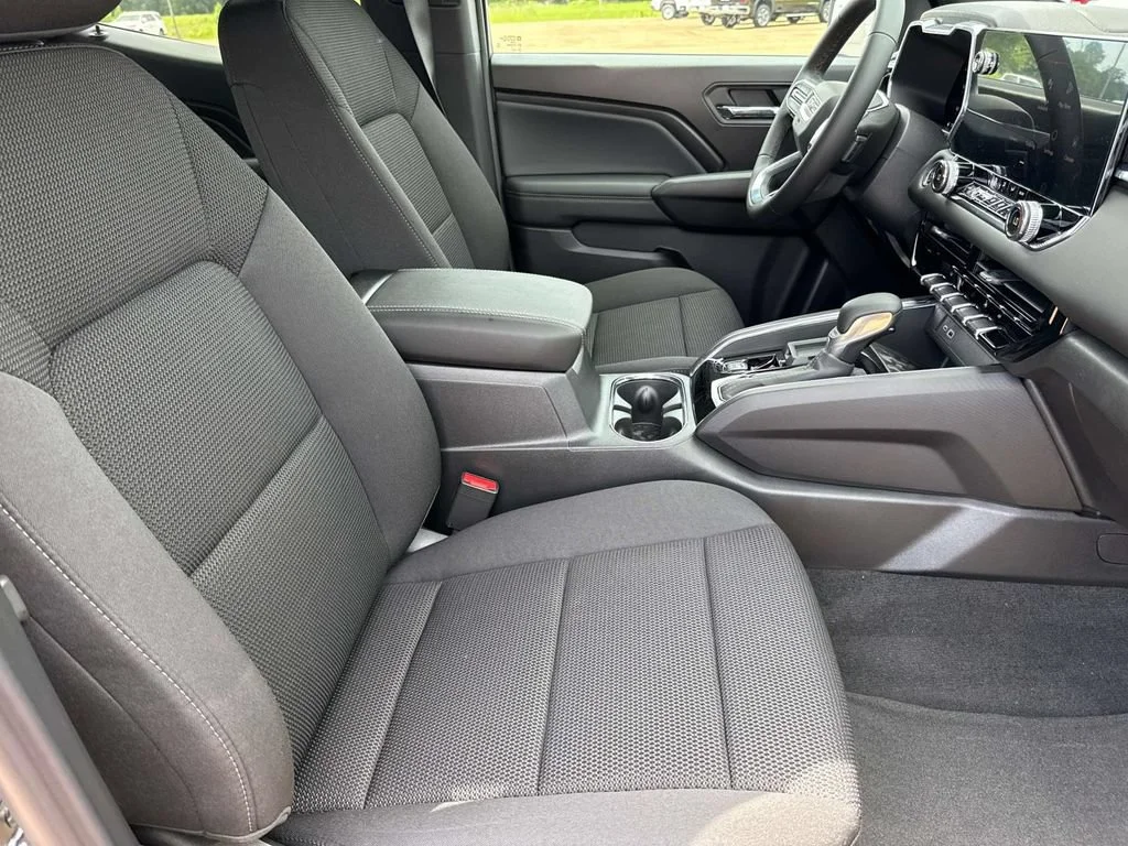 New 2026 Onyx Black GMC Elevation image 22