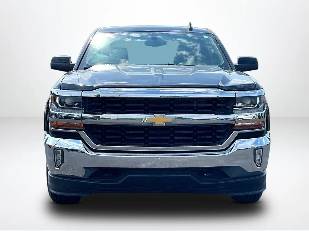 Used 2019 Black Chevrolet LT image 3