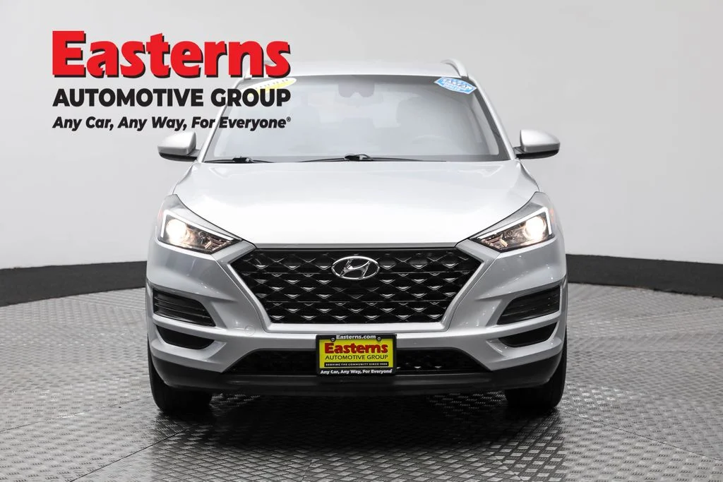 Used 2019 Silver Hyundai Value image 2