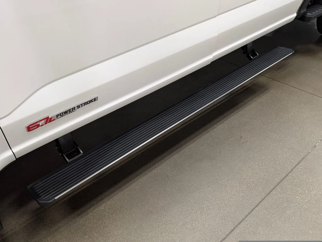 New 2026 Star White Metallic Tri-Coat Ford F-350® King Ranch® image 25