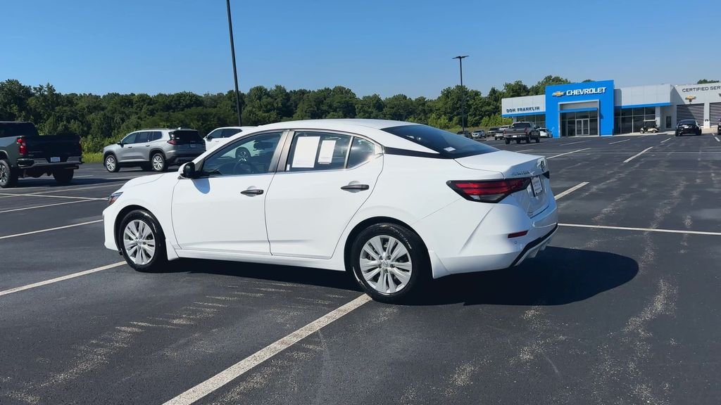 Used 2024 White Nissan S image 6