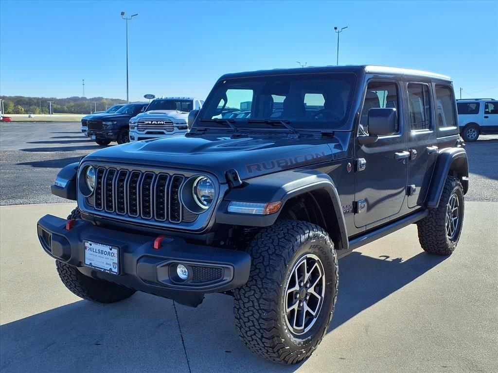 New 2026 Granite Crystal Metallic Clear-Coat Exterior Paint Jeep Rubicon image 3