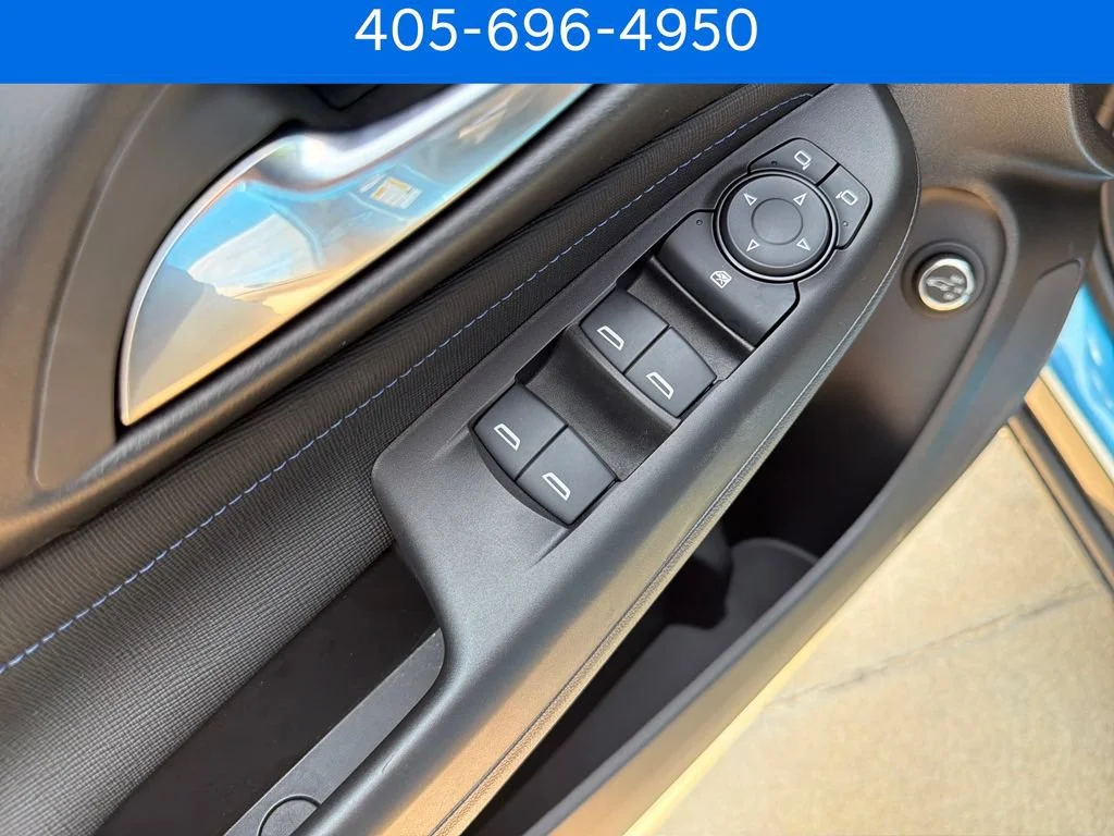 Pre-Owned 2025 Buick Envista Sport Touring