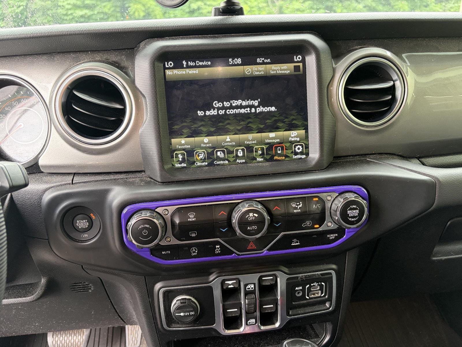 Used 2021 Sting-Grey Jeep Unlimited Sahara image 12