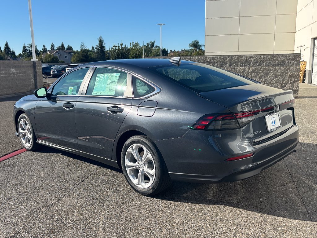 New 2026 Meteorite Gray Metallic Honda LX image 7