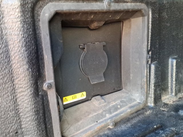 Used 2022 Black Metallic Ford XLT image 15