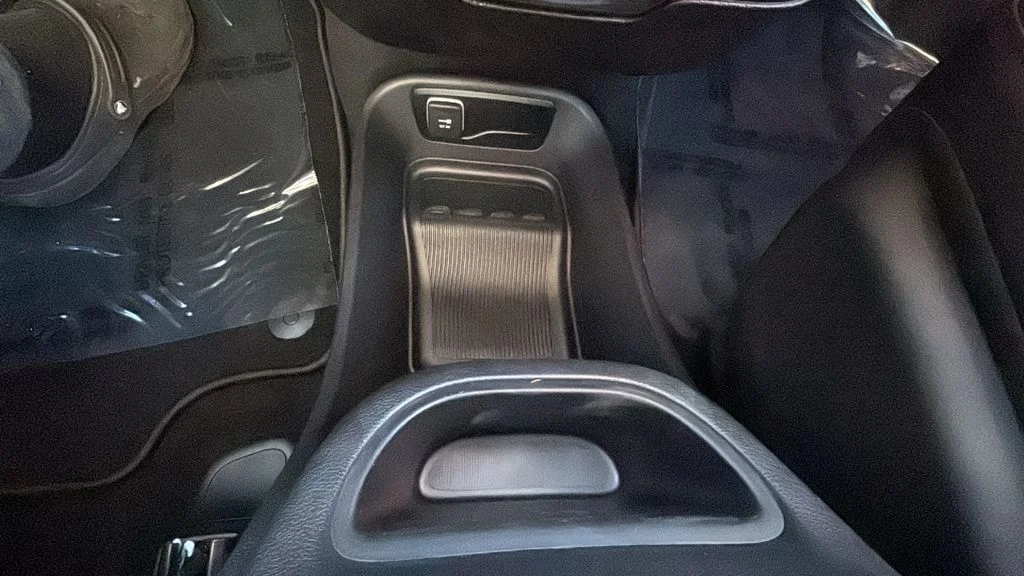 2026 Chrysler Pacifica Select - Photo 21