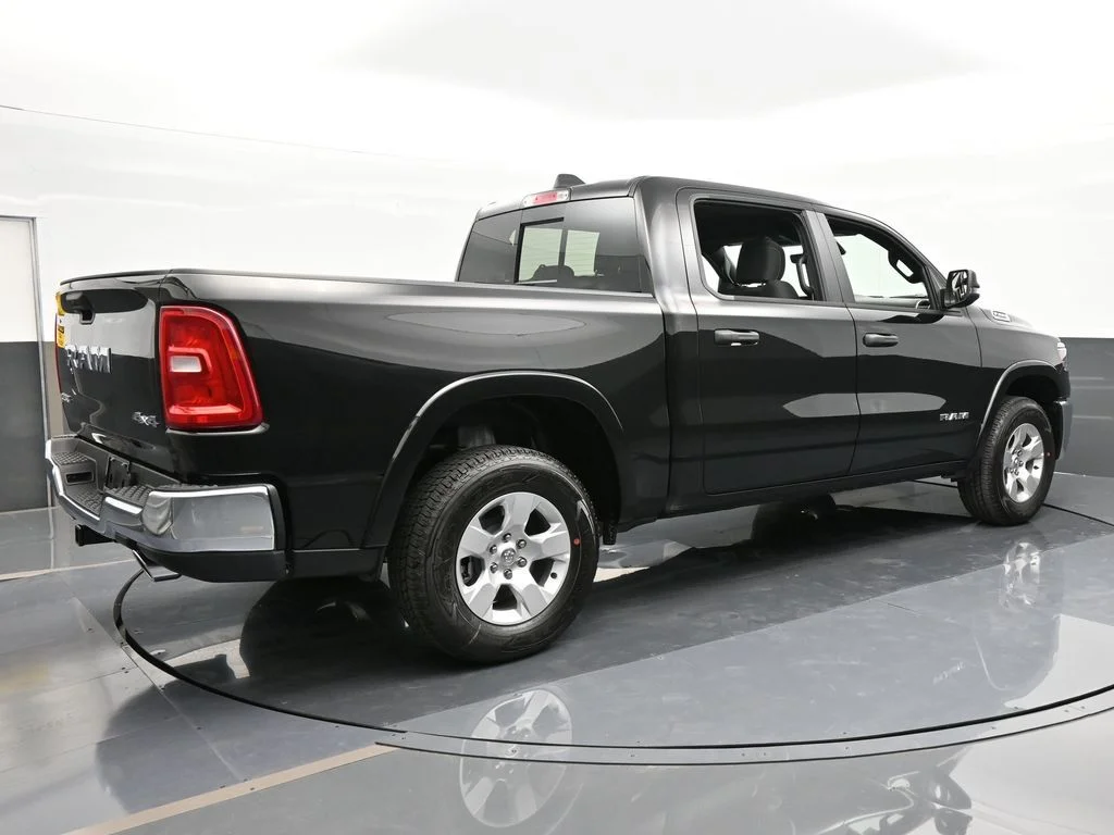 Used 2025 Diamond Black Crystal Pearlcoat Ram Big Horn/Lone Star image 6