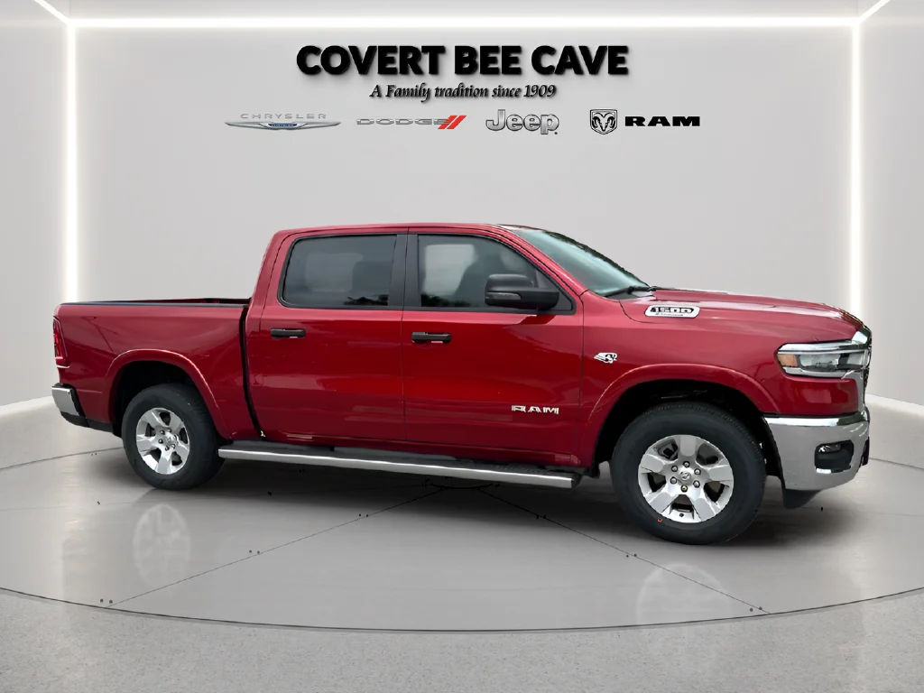 New 2026 Molten Red Pearl-Coat Exterior Paint RAM Big Horn/Lone Star image 13