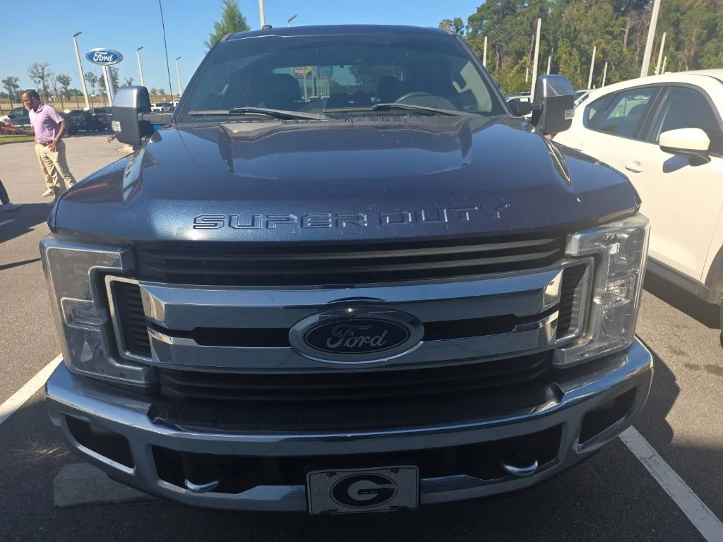 Used 2018 Blue Ford XLT image 2