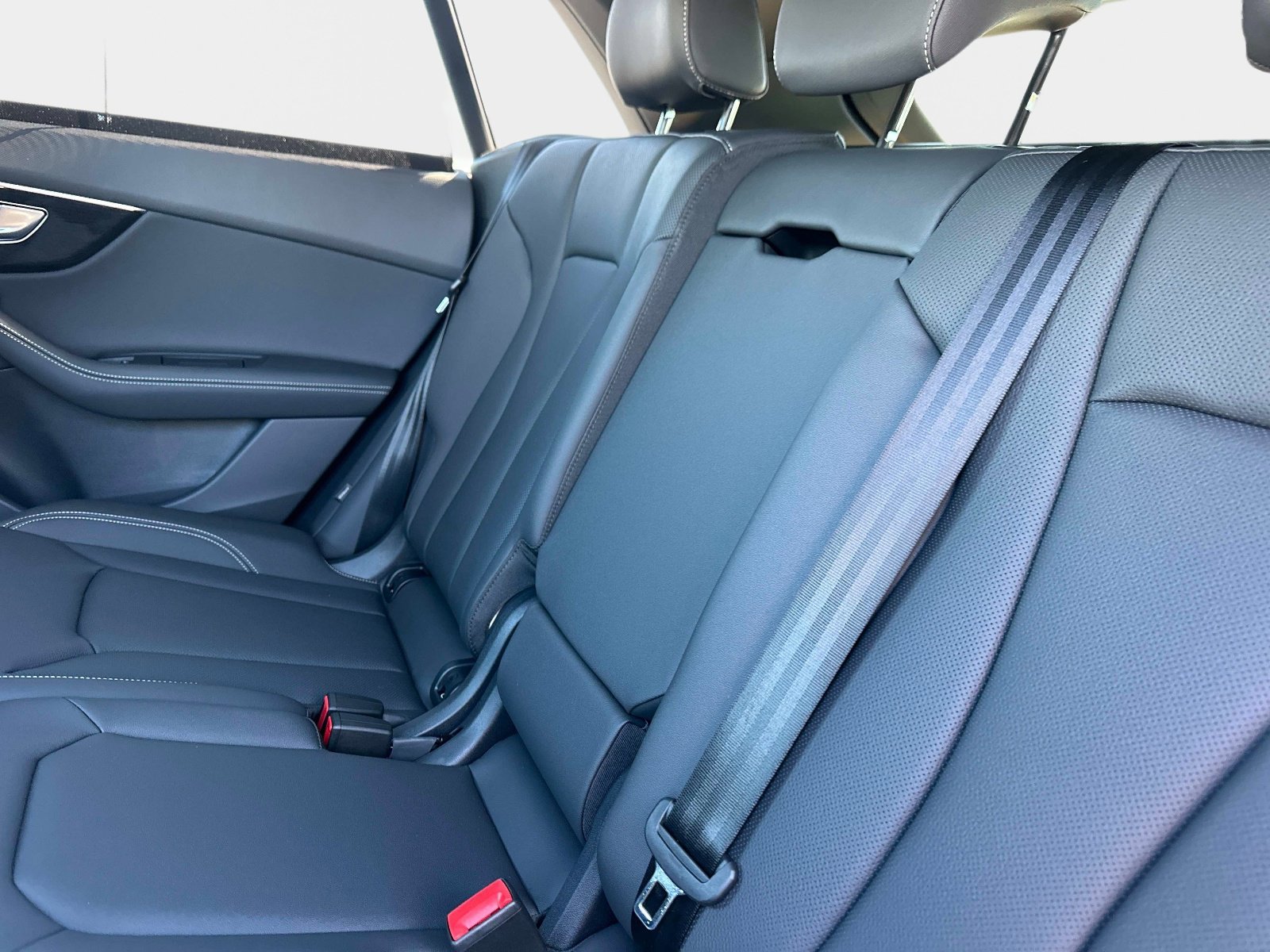 New 2026 Daytona Gray Pearl Effect Audi Premium Plus image 12