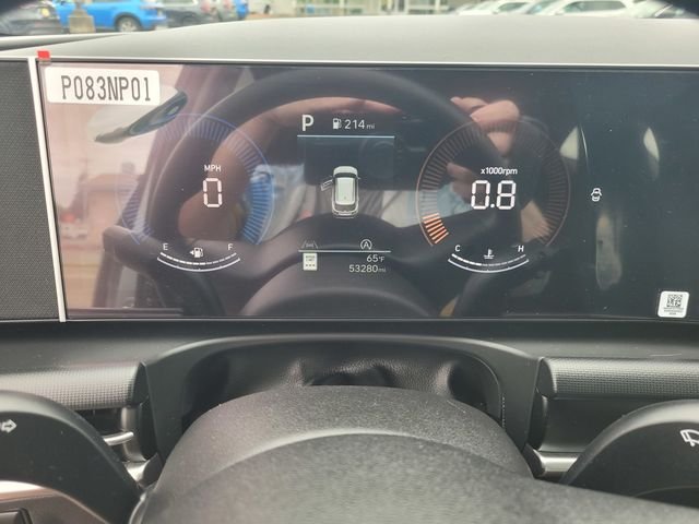 Used 2025 Silver Hyundai SEL image 29