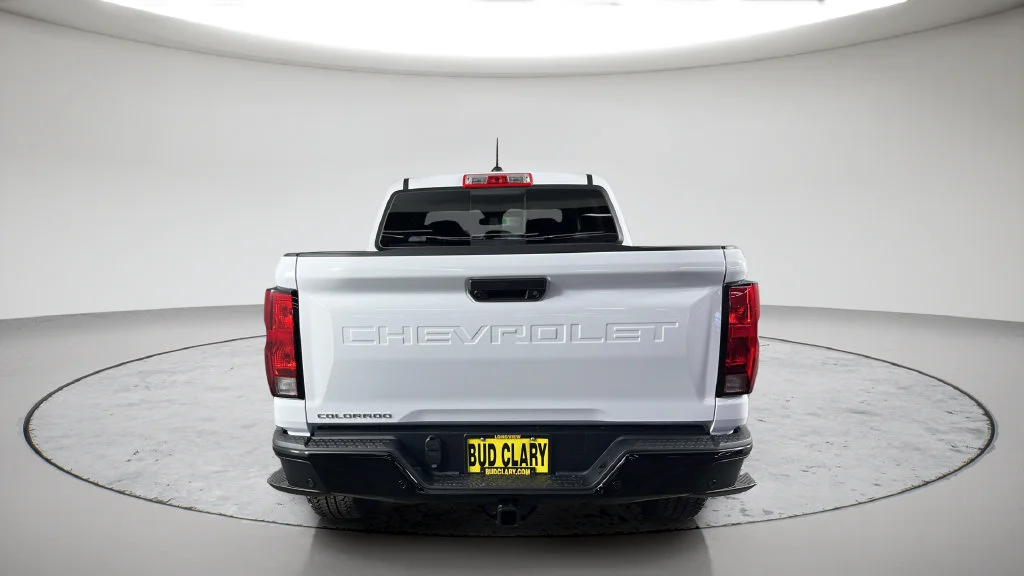 New 2026 Summit White Chevrolet Trail Boss image 10