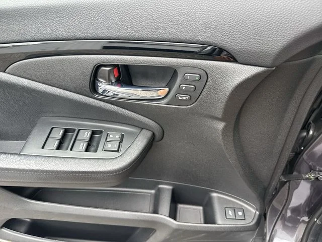 Used 2021 Gray Honda Touring image 29