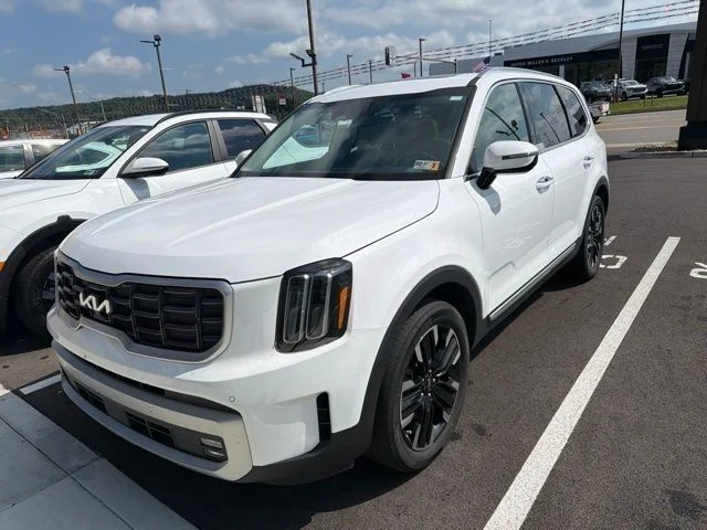 Used 2023 White Kia SX image 14