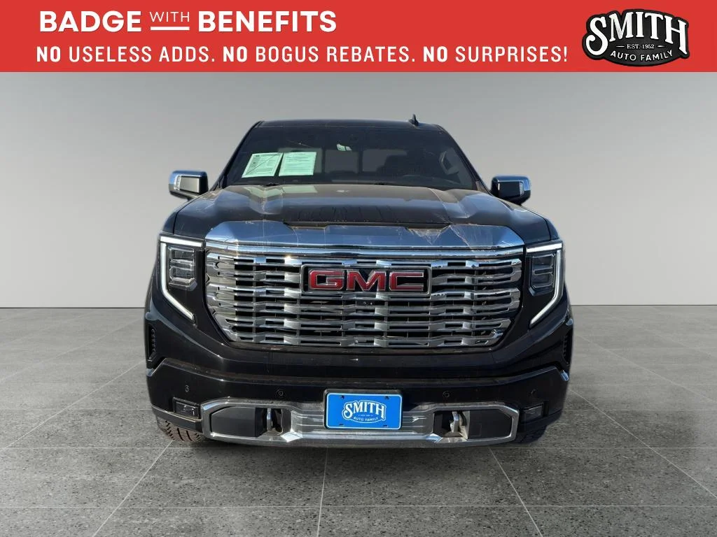 Used 2025 Onyx Black GMC Denali image 3