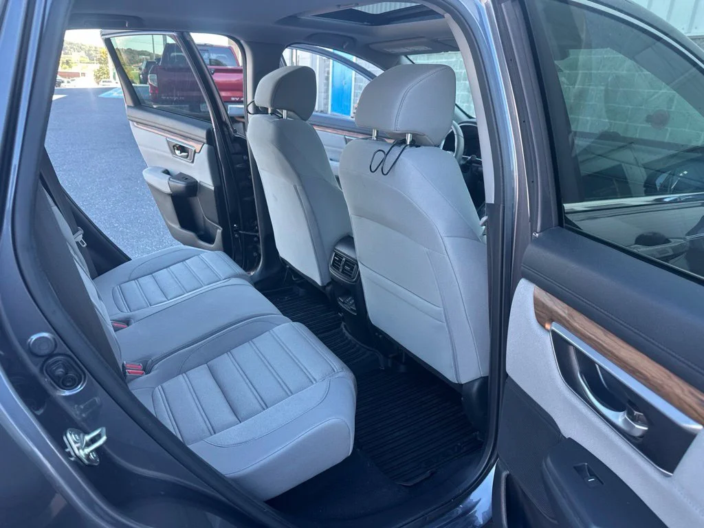 Certified Used 2017 Modern Steel Metallic Honda EX image 12