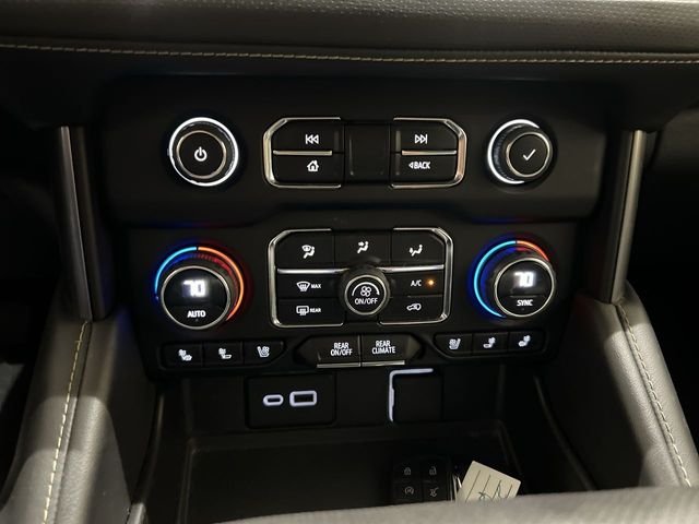 Used 2023 White Chevrolet Premier image 17