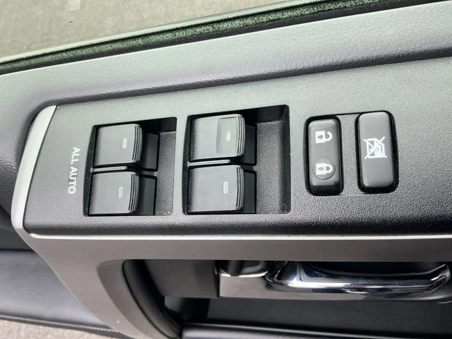 Used 2022 Black Toyota SR5 Premium image 29