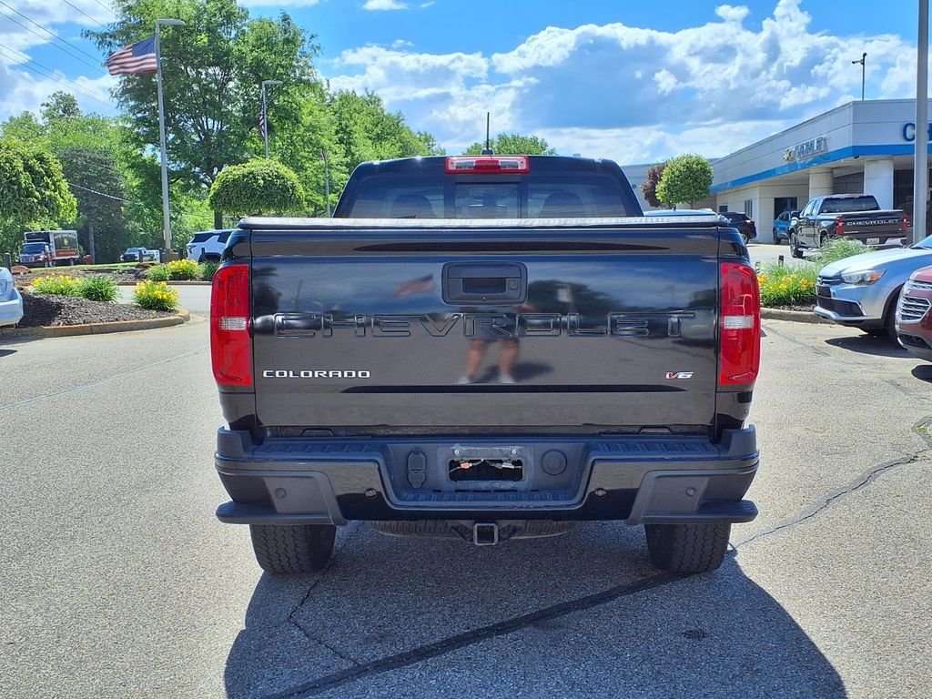 Used 2022 Black Chevrolet Z71 image 6