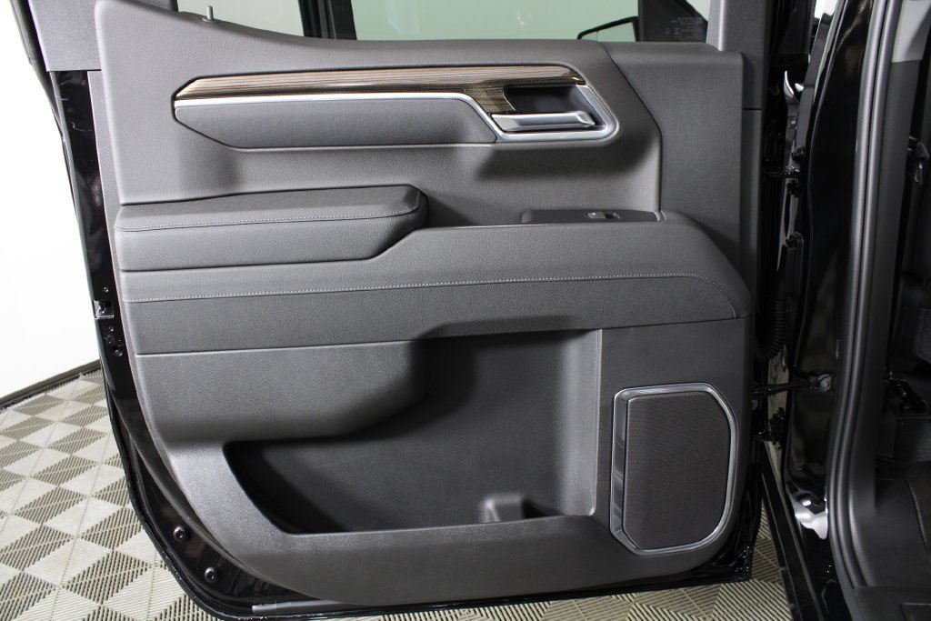 2026 Chevrolet Silverado 1500 RST - Photo 11