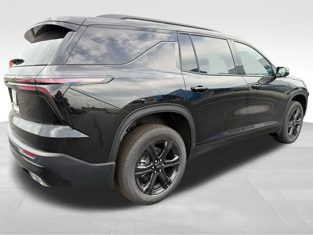 2027 Chevrolet Traverse LT - Photo 6