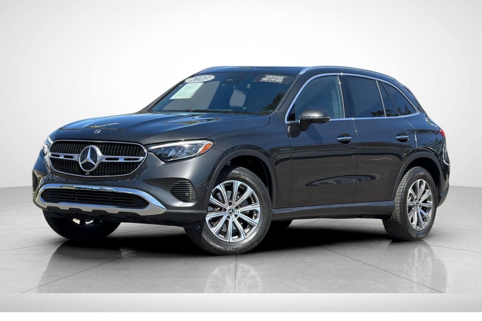 2023 Mercedes-Benz GLC GLC 300's photo