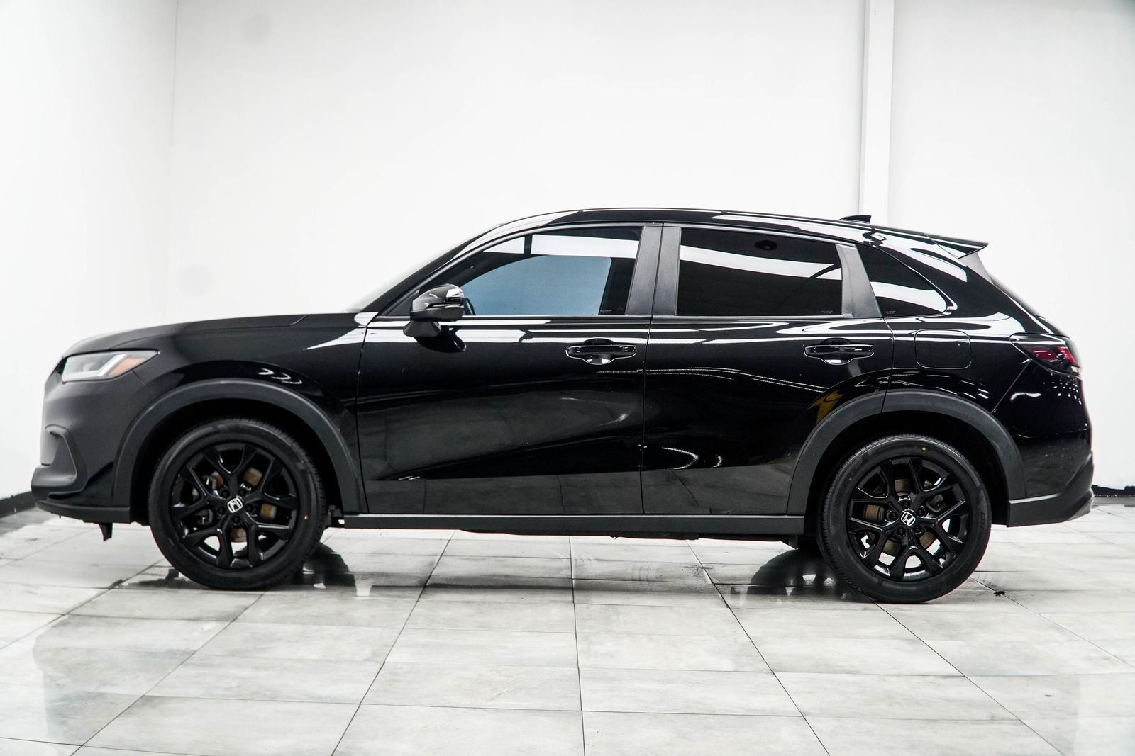 Used 2023 Black Honda Sport image 9