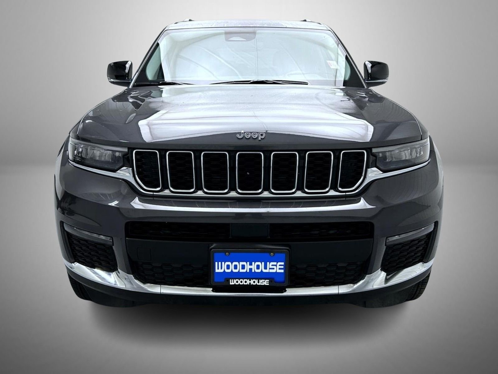 Used 2023 Gray Jeep Limited image 2