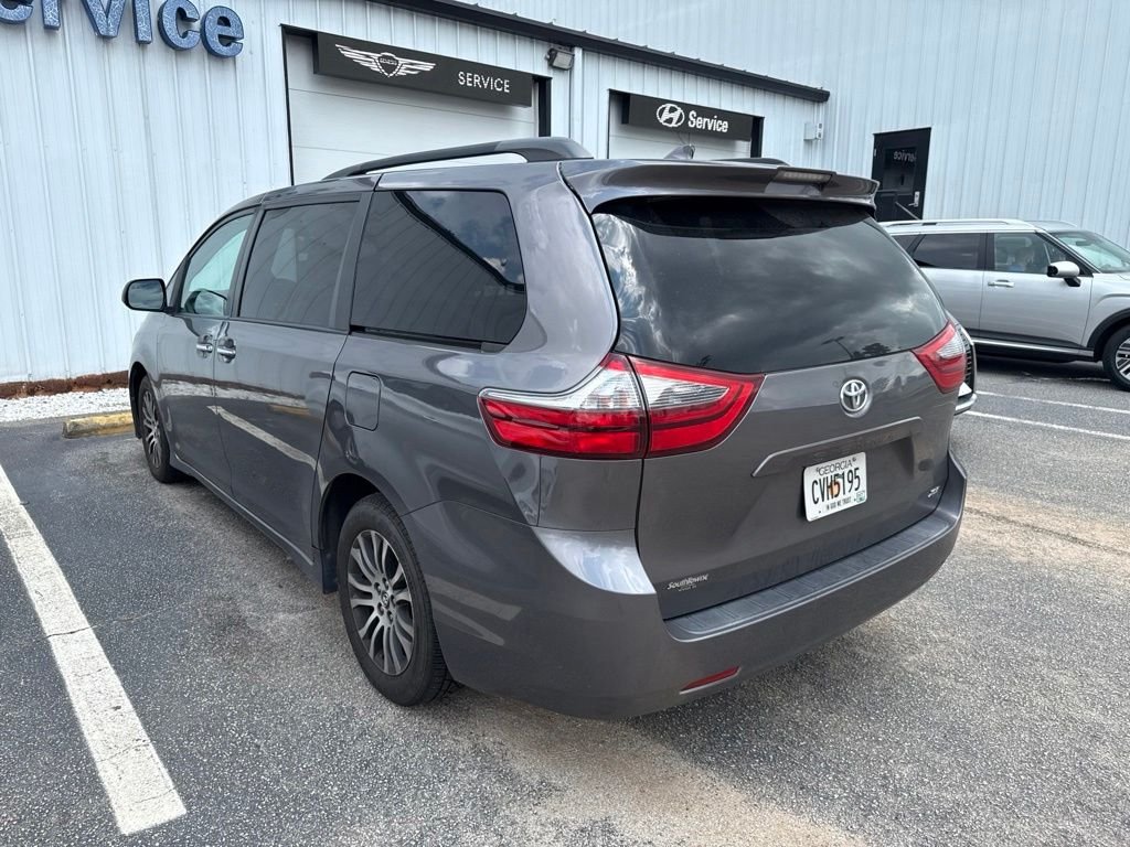 Used 2020 Gray Toyota XLE image 5