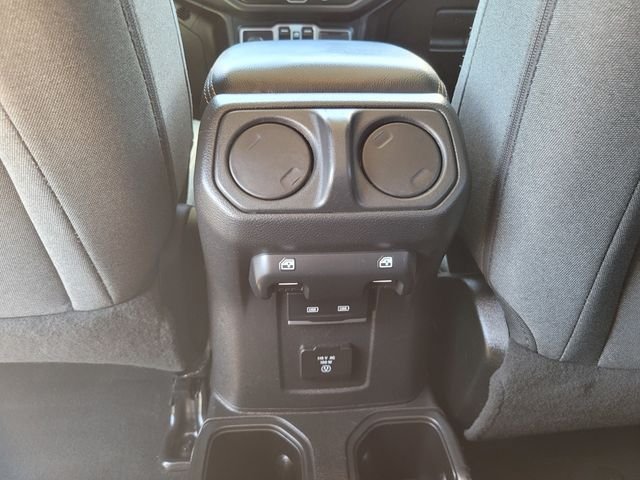Used 2025 White Jeep Sahara image 17