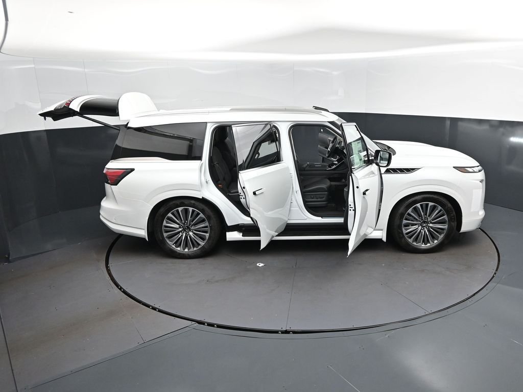 New 2027 RADIANT WHITE INFINITI Luxe 2WD image 46