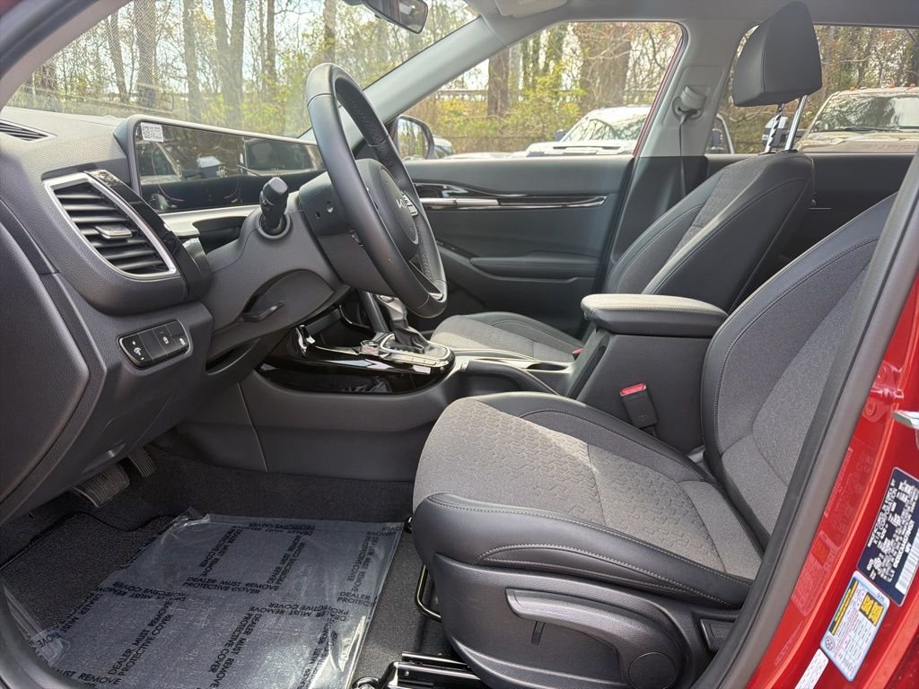 Certified Used 2025 Orange Kia S image 16
