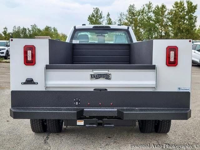 New 2025 Oxford White Ford F-450® XL image 32