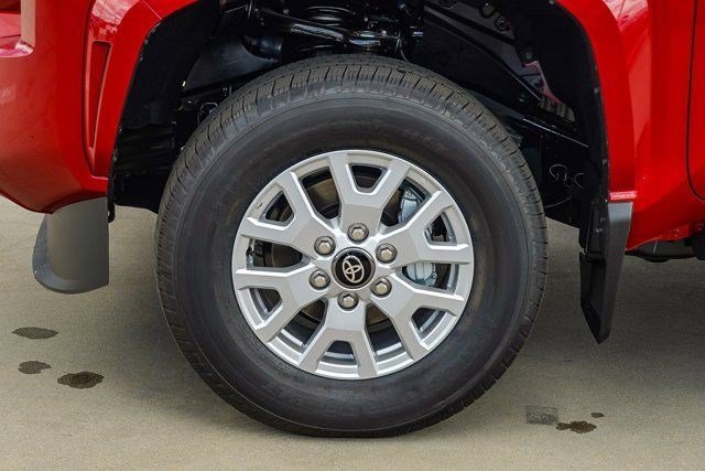 2026 Toyota Tacoma SR5 - Photo 10