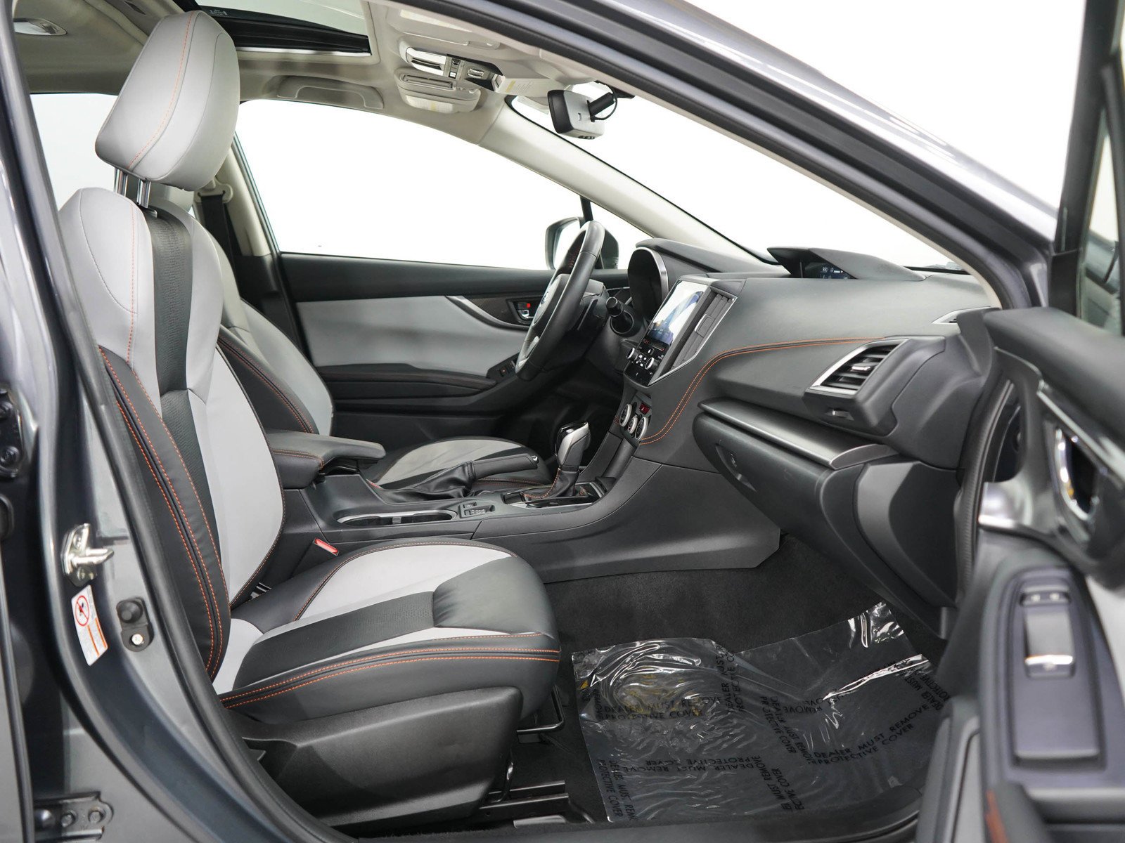 Used 2020 Magnetite Gray Metallic Subaru Limited image 11