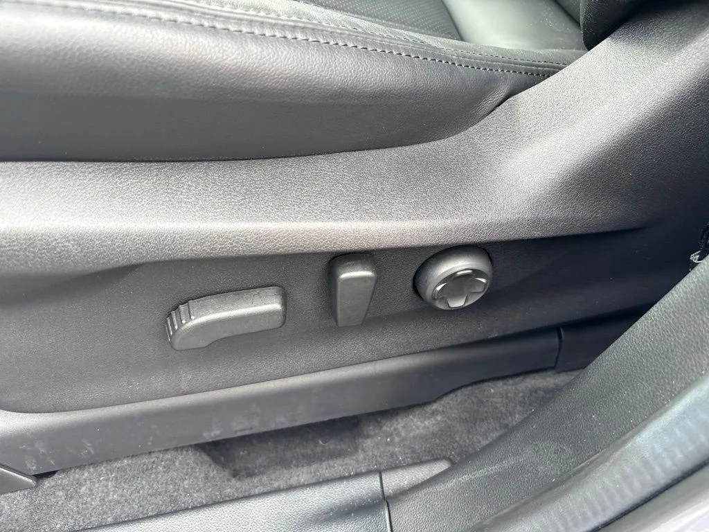 Used 2026 Silver Subaru Touring image 20